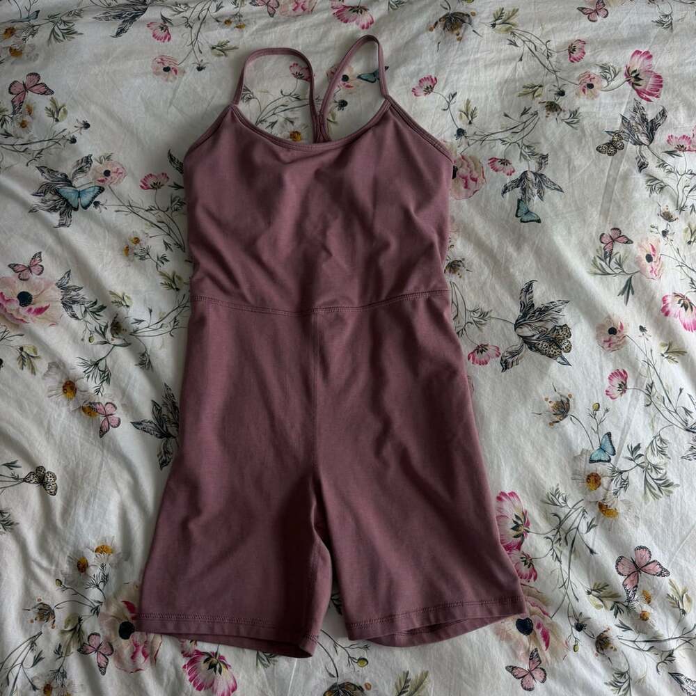 Old Navy PowerChill Racerback Bodysuit Size M Mauve Romper